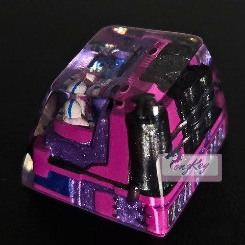 Purple Astronaut - Handpainted Artisan Resin Keycap for Mechanical Keyboard - Picture 3 of 3