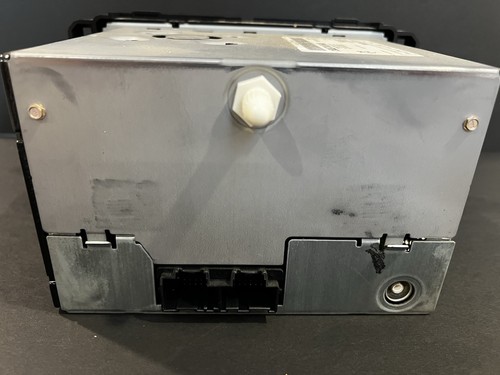 OEM Delphi GM Radio CD Player w/ AUX 15909952 Chevy Silverado Tahoe Sierra Yukon - Picture 3 of 3