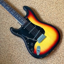 Chitarra elettrica Fender Japan ST72 Left Handed Sunburst 1995-1996 Stratocaster