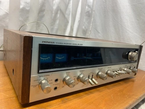 Pioneer SX-828 Vintage AM/FM Stereo Receiver 6 Channel Made In Japan WORKS