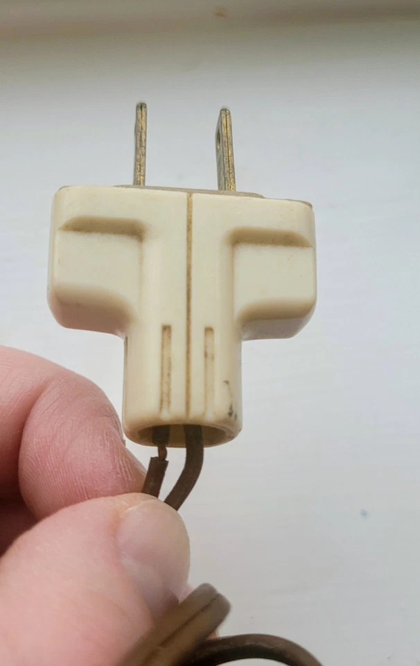 Vintage Art Deco Bullet Torpedo Skyscraper Glass Boudoir Table Lamp Working - Image 4 of 4