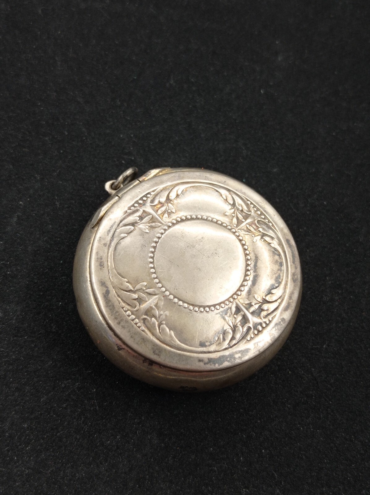 Pequeña Caja de Plata Con Espejo Interior - REF09521J