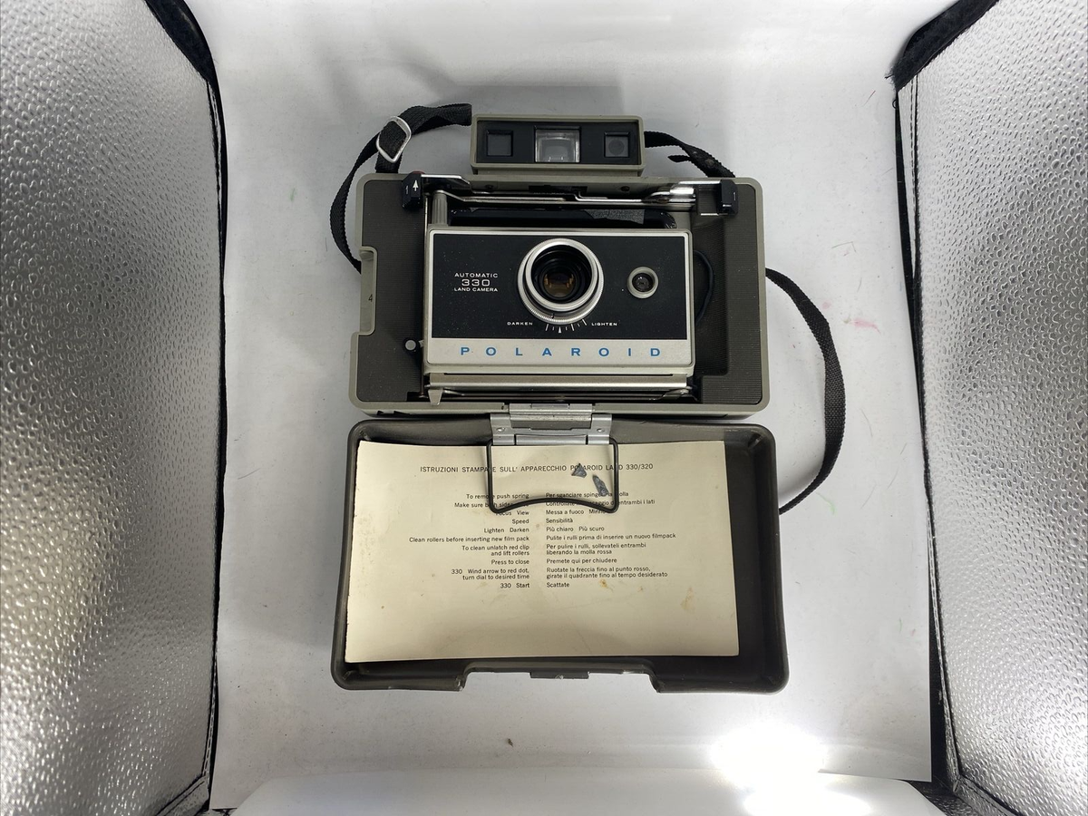 Polaroid Automatic Land Camera 330 Vintage