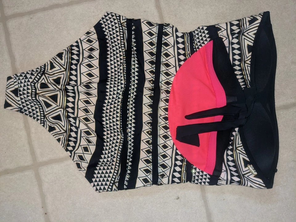 Traje de baño Jessica Simpson para mujer de una pieza talla L negro blanco dorado con tachuelas tiras Foto 3 de 4