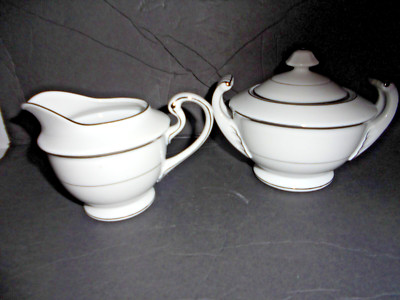VINTAGE HARMONY HOUSE SILVER MELODY 3647 CREAMER & SUGAR BOWL W/LID
