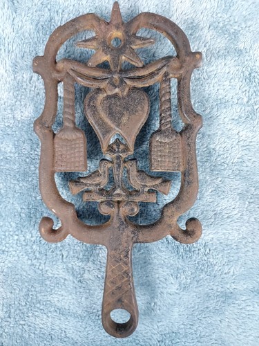 Antiguo trío de remaches de hierro fundido - Imagen 4 de 12