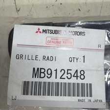 Mitsubishi Mb912548 Grille Frame Insert Rh Black 1994-96 Mitsubishi Galant Nos Mitsubishi Mb912548 Grille Frame Insert Rh Black 1994-96 Mitsubishi Galant Nos