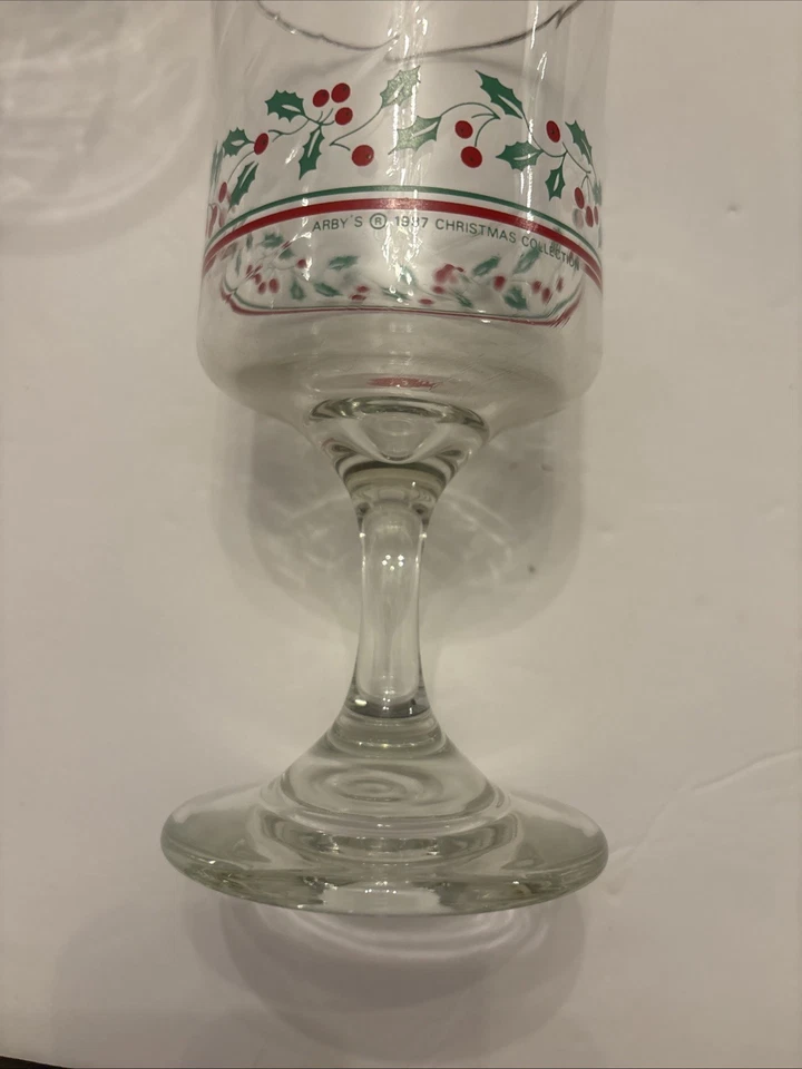 JUEGO DE 2 COPAS CON TALLO DE BAYAS DE ACEBO ARBY'S 1987 NAVIDAD Foto 3 de 3