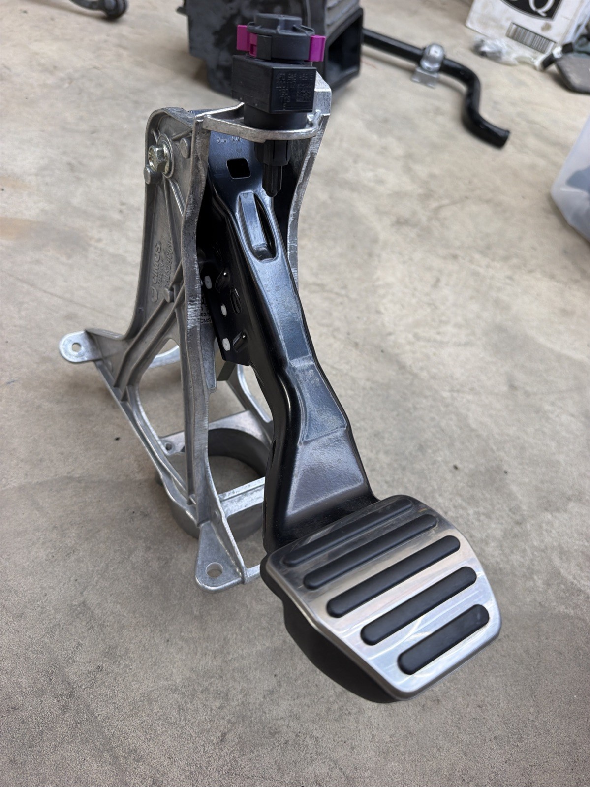 Audi R8 2017-2023 Brake pedal P/N 4S1723031E