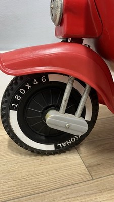 Vintage National Young Lion Pedal Scooter – Vespa Style – Chain