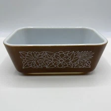 Pyrex Woodland Brown 1-1/2 pt Refrigerator Dish 502