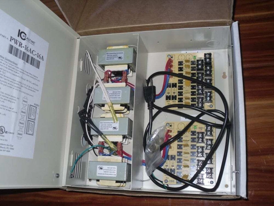 IC Realtime PWR-16AC-16A Power Distribution Box for 16 Cameras 24v 16a CCTV NEW - Image 4 of 4