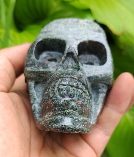 792g TALLA ESQUELETO CALAVERA CRISTAL CUARZO GRANATE NATURAL - Imagen 9 de 16