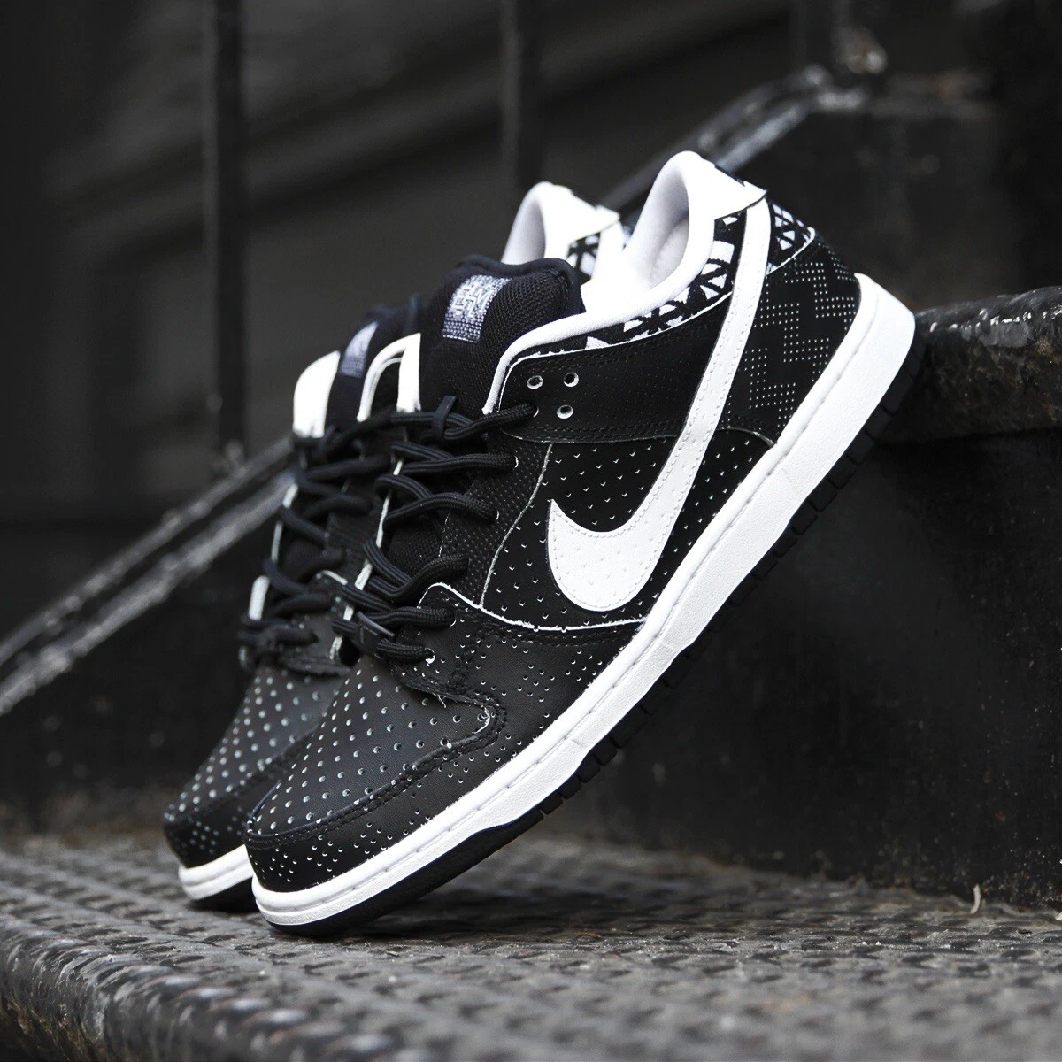 Nike dunk cheap bhm
