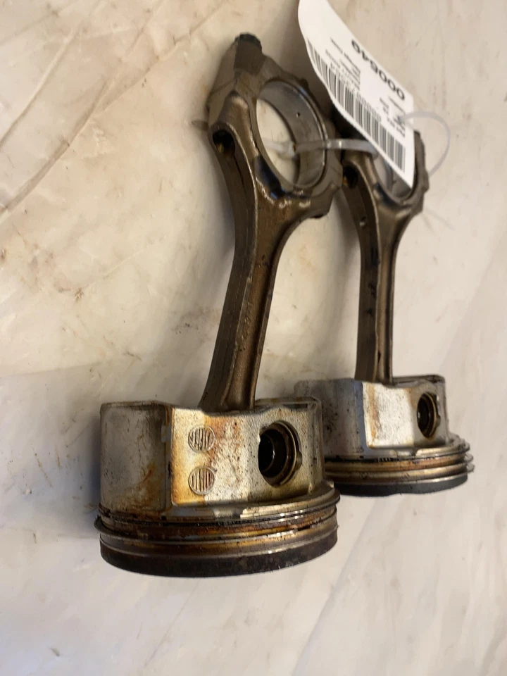 Pistón de dos motores SCION XB 2009-2015 con conjunto de varilla de conexión 2,4 L tracción delantera OEM Foto 3 de 4