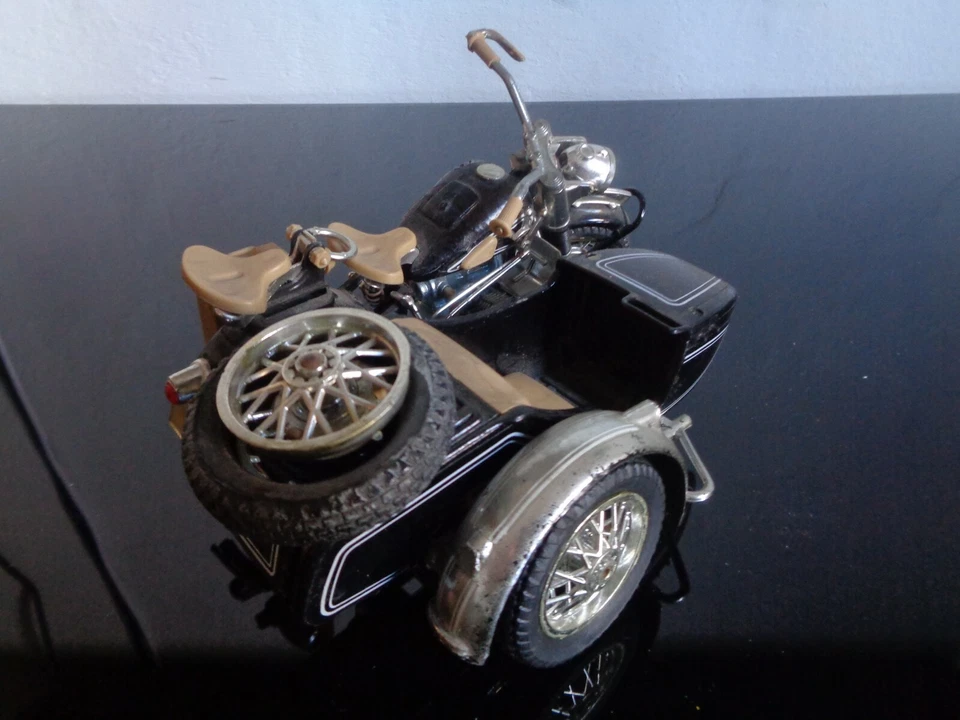 POLISTIL BMW R75 SIDECAR (COD. MS 110) IN BUONE CONDIZIONI S. 1:15 - Immagine 2 di 3