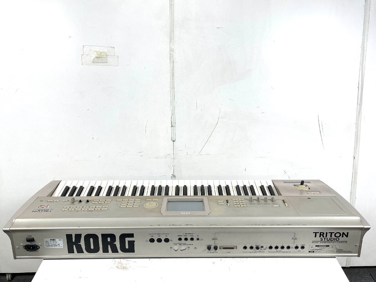 KORG Synthesizer TRITON STUDIO V2 With Foot Pedal Working KORG Synthesizer TRITON STUDIO V2 With Foot Pedal Working