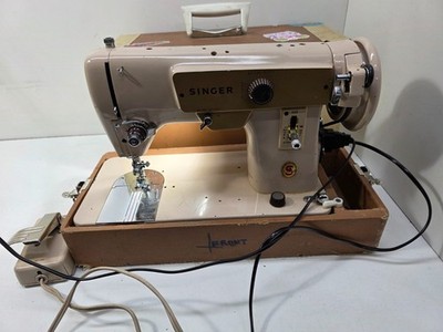 Vintage Singer 223 Portable Sewing Machine w/Case & pedal | eBay