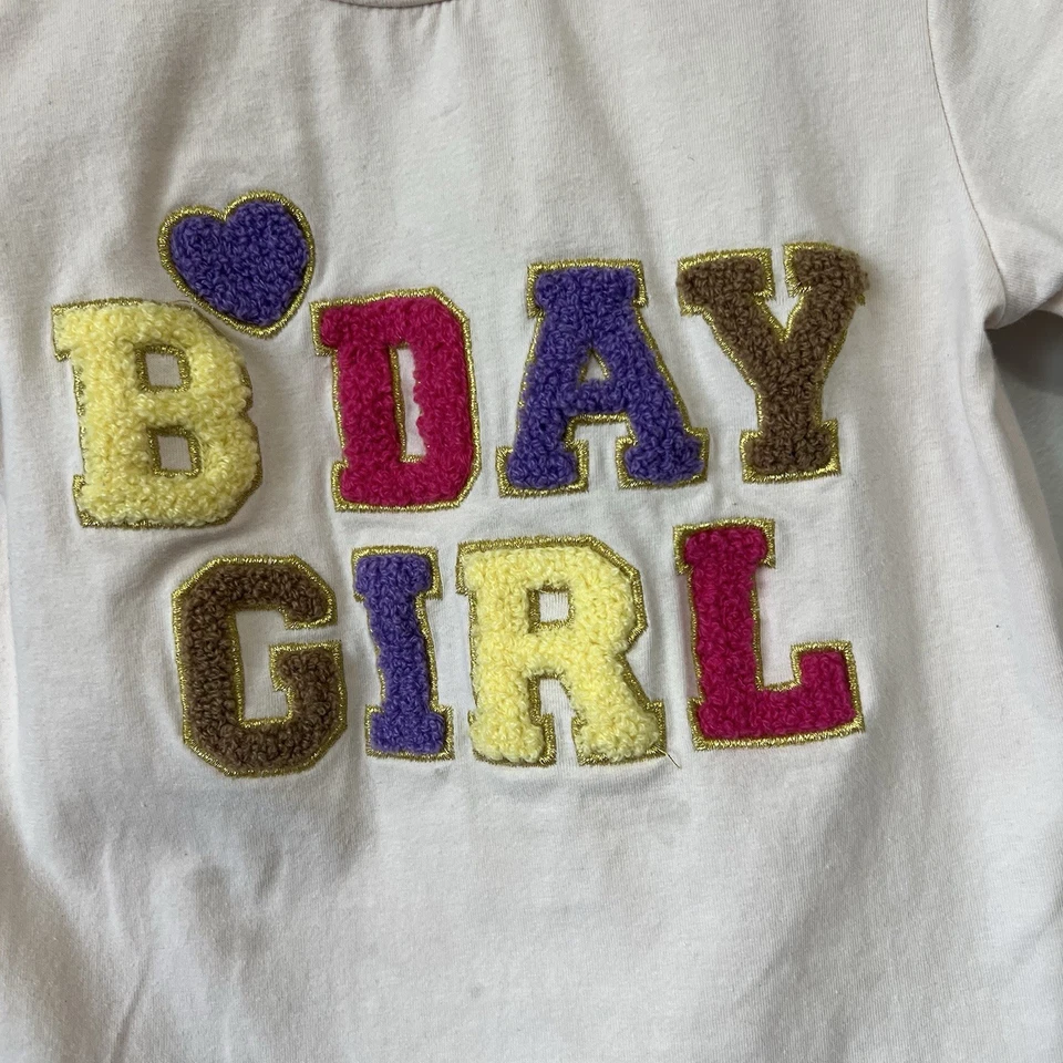 Camiseta B’day Niña Cumpleaños 2-3 Años Niño Pequeño Fiesta Beige Cuello Redondo Parches Camiseta Foto 2 de 4