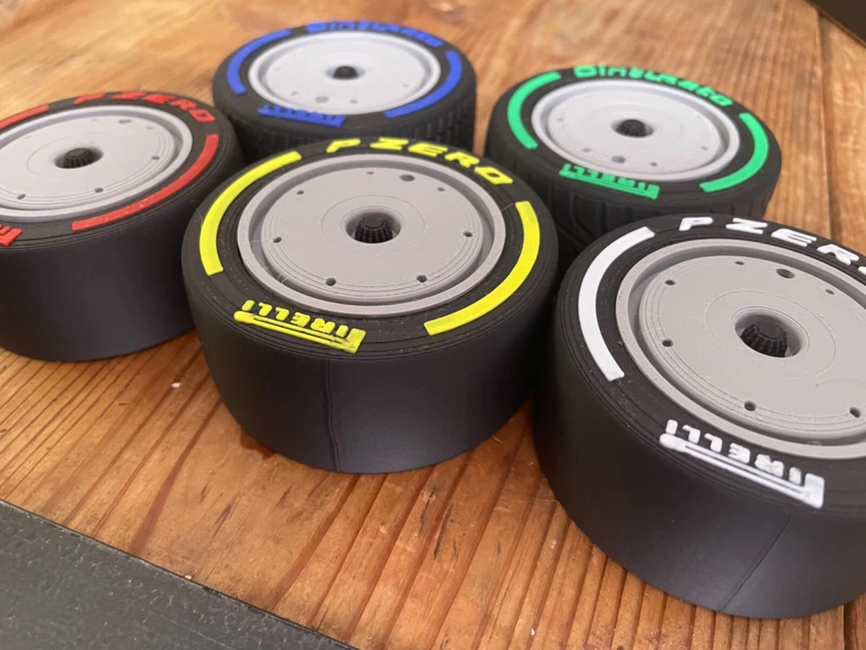 Модели дисплеев шин F1 Pirelli | Forumla 1 подарок - Изображение 4 из 4