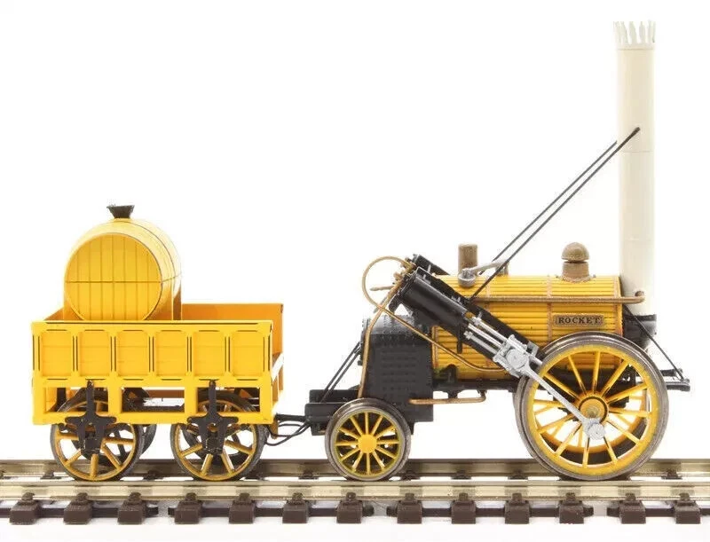 Hornby R3956 L&MR Stephenson's Rocket Mail Coach Pack 6 Pin DCC Ready NEW - Image 2 of 4