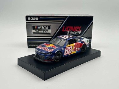Shane Van Gisbergen 2025 Lionel Racing #88 Red Bull Liquid Color Camaro 1/24