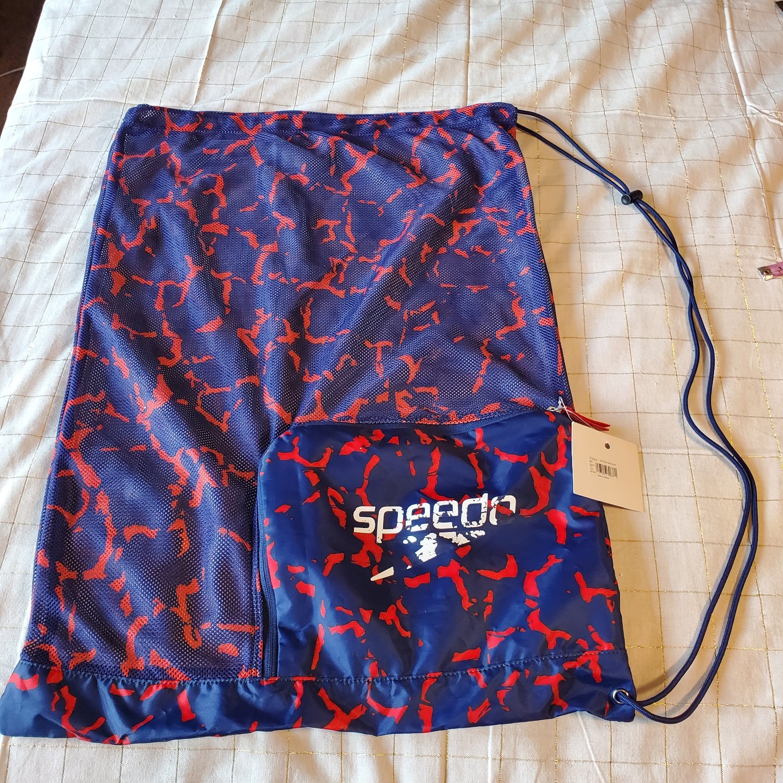 SPEEDO Ventilator Red Mesh Swimsuit Carry Bag Cinch NWT *flaw*