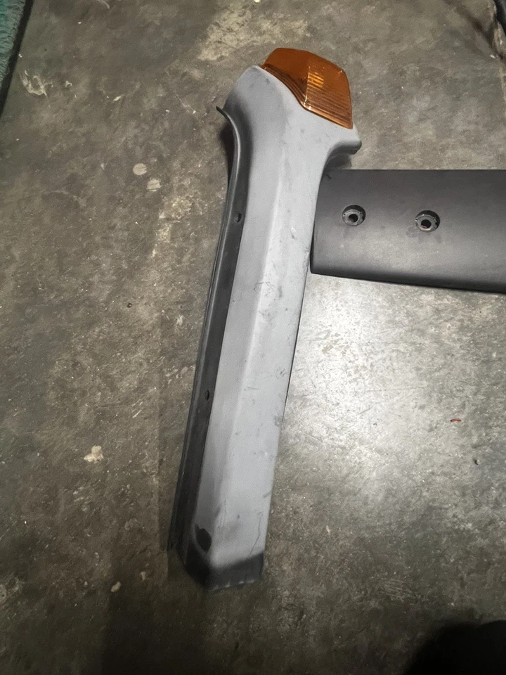 READ 2006 - 2010 Hummer H3 H3T GENUINE OEM Roof Marker Cab Lights GM COMPLETE! - Image 4 of 4