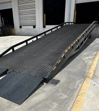 FREE SHIPPING 30' Portable Loading Dock Ramps 22,000lb Cap FORKLIFT / YARD RAMPS