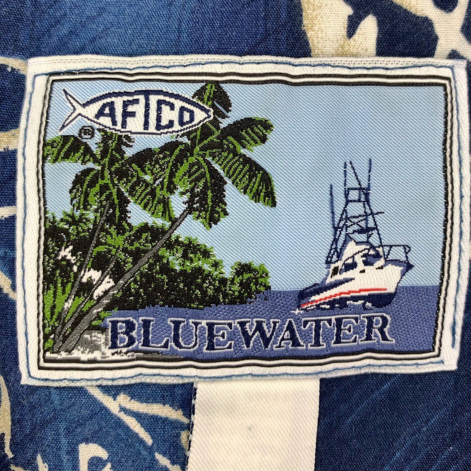 AFTCO Bluewater Camp Shirt Mens Blue Pineapple Swordfish AOP Aloha USA Rayon