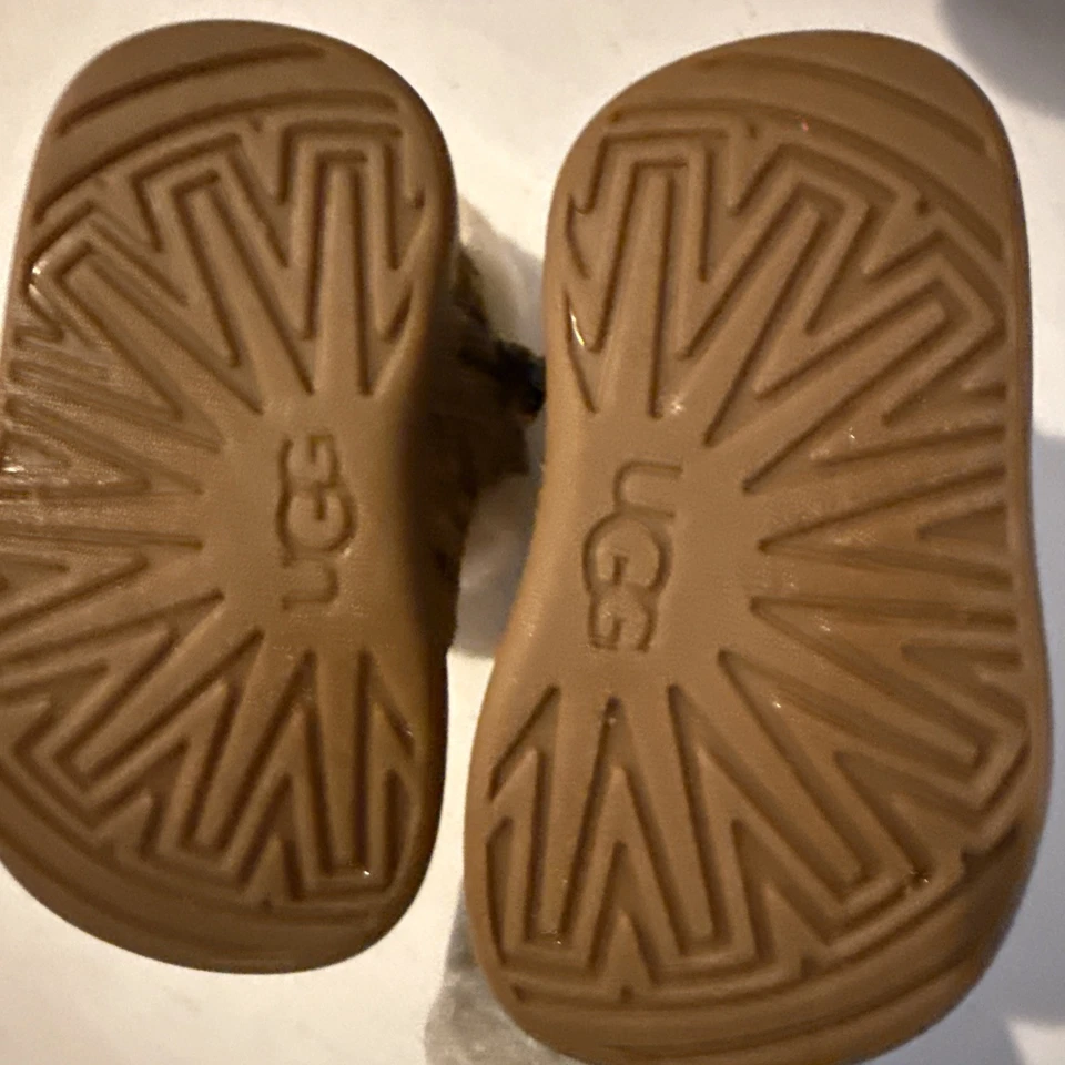 UGG Baby Boots Size 2/3 Glitter Leopard Print Fur Lined - Image 4 of 4