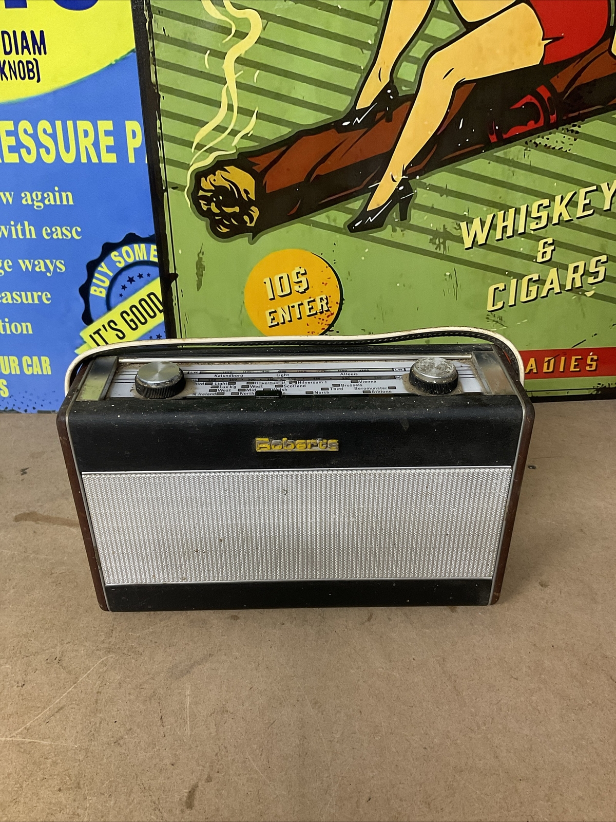 Roberts R404 Vintage Transistor Radio UNTESTED - Free Uk Posting (28)
