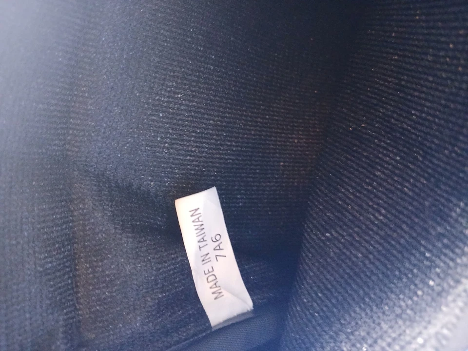 Radio Shack De Colección Radio Discman Cámara Portátil Accesorio Bolso Hombro con Correa Foto 4 de 4