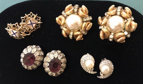 5 Pair Vintage Costume Jewelry Earrings - Picture 2 of 13