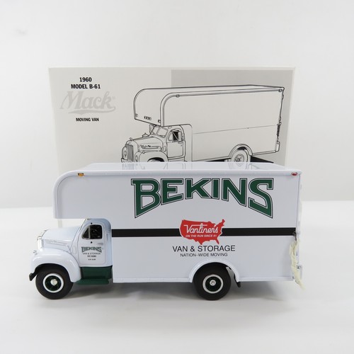 First Gear Bekins 1960 MACK MODEL B-61 Moving Van 1:34 18-1944