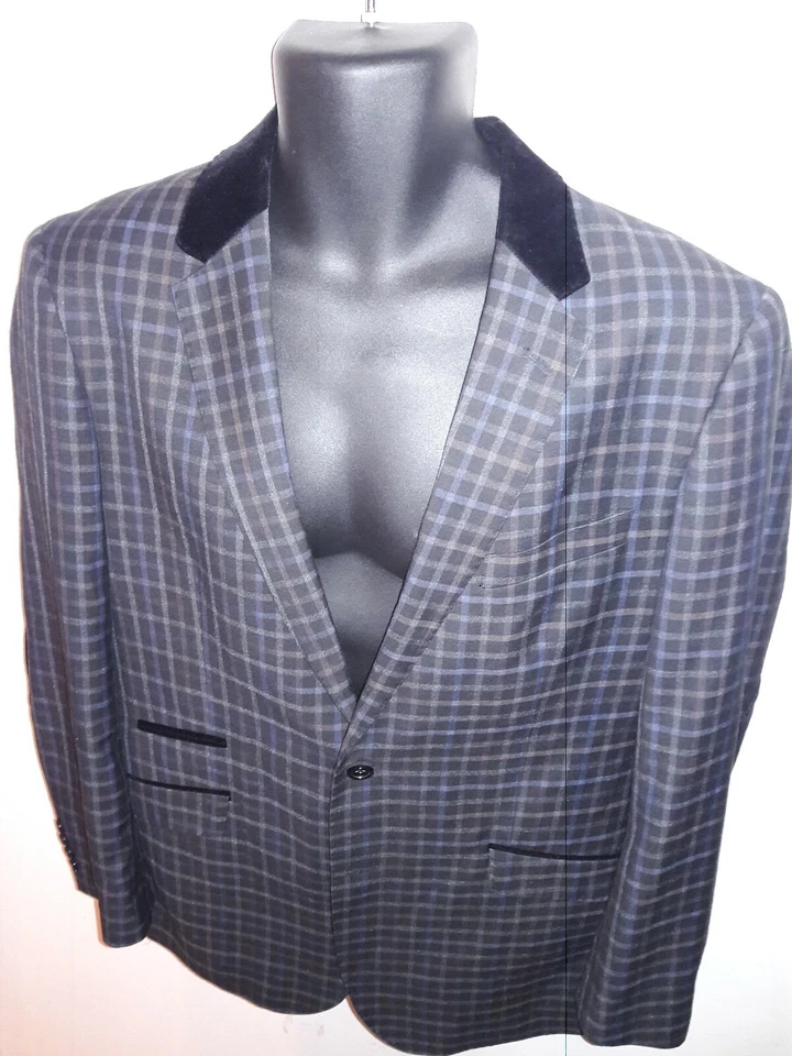 Insomnia :: Gray Plaid Blazer w/ Black Velvet Accents, 40R - UK London Style - Image 3 of 4