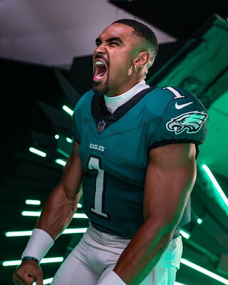 Jalen Hurts Media Day Scream Philadelphia Eagles 8x10 NFL Football Photo