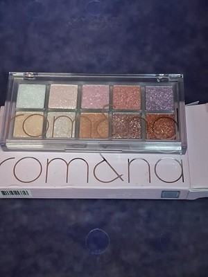 ROM&ND Better Than Palette 00 Light & Glitter Garden