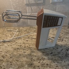 Works! General Electric Vintage Mixer Brown White 120 W Made In USA Tested WORKS