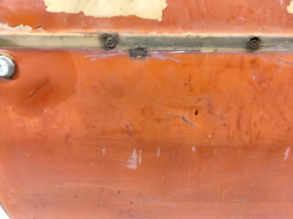 Carcasa de puerta de pasajero MG MGB 1968 a 1980 convertible derecha Roadster desnudo sólido Foto 2 de 4