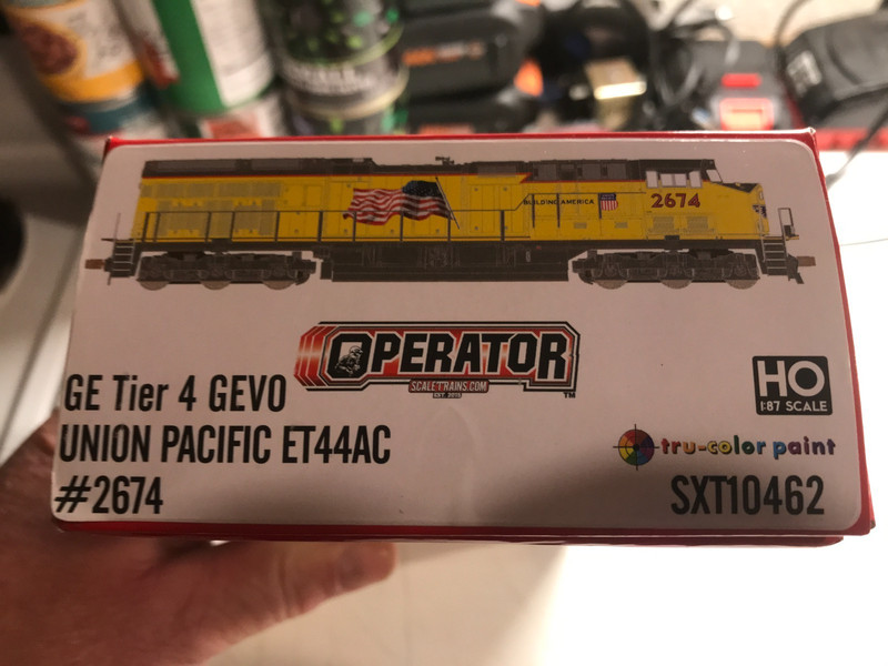 SCALE TRAINS HO SCALE UP OPERATOR TIER 4 GEVO LOCO DCC READY RD#2674 BNIB