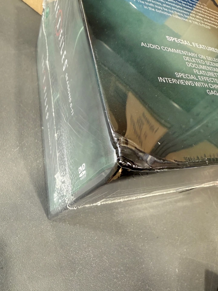 The X-Files Complete Series DVD - ZONE 2 - NEW W/DAMAGE TO BOX - Image 4 of 4