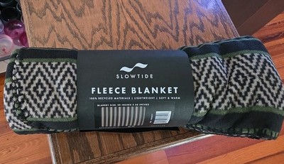 New! SlowTide Oso Polar Fleece Blanket in Forest 50x66 100% Recycled Lightweight