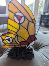 TIFFANY STYLE BUTTERFLY TABLE LAMP FREE STANDING 