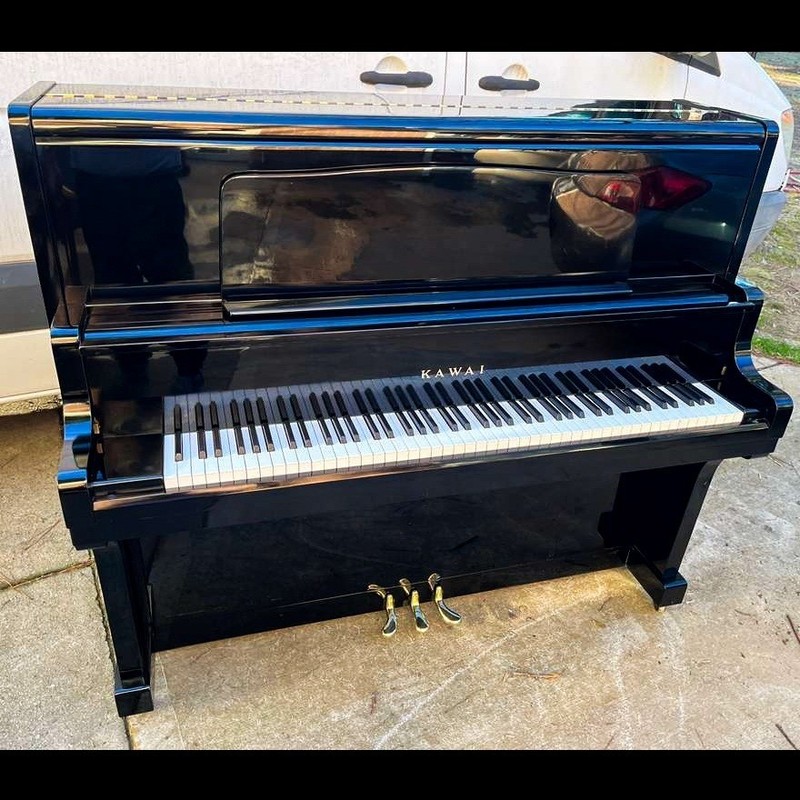 Kawai KU-5D Upright Piano – Glossy Black