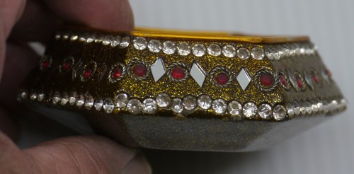 VINTAGE BEJEWELED TRINKET BOX WITH INLAY MIRRORS, RHINESTONES, 2.75 INCHES - Picture 4 of 5