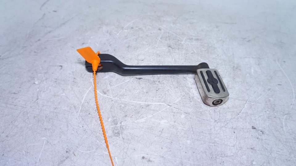 Harley Davidson Road King Police 2004 motor palanca de cambios pedal 254595 OEM Foto 4 de 4