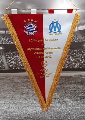 Bestickter Wimpel FC Bayern München v Olympique de Marseille 48 cm x 36 cm