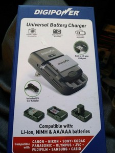 digipower refuel universal battery charger