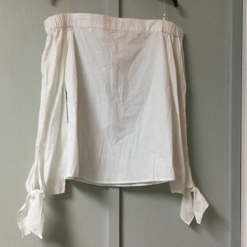 ACTIVE USA Women's Off Shoulder Blouse Size S White Long Sleeve Cotton NWT